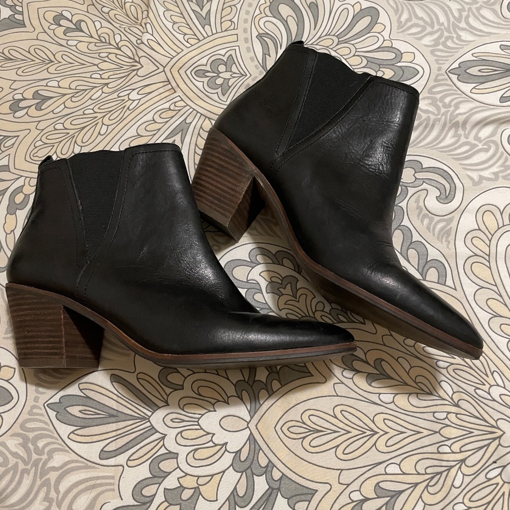 Lucky Brand Lorry Black Leather Chelsea Boots